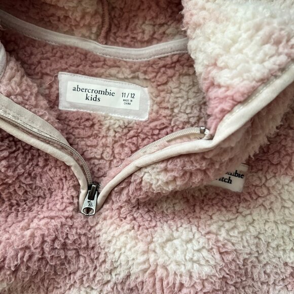 A&F Girls pattern cozy logo quarter-zip hoodie - Picture 2 of 3